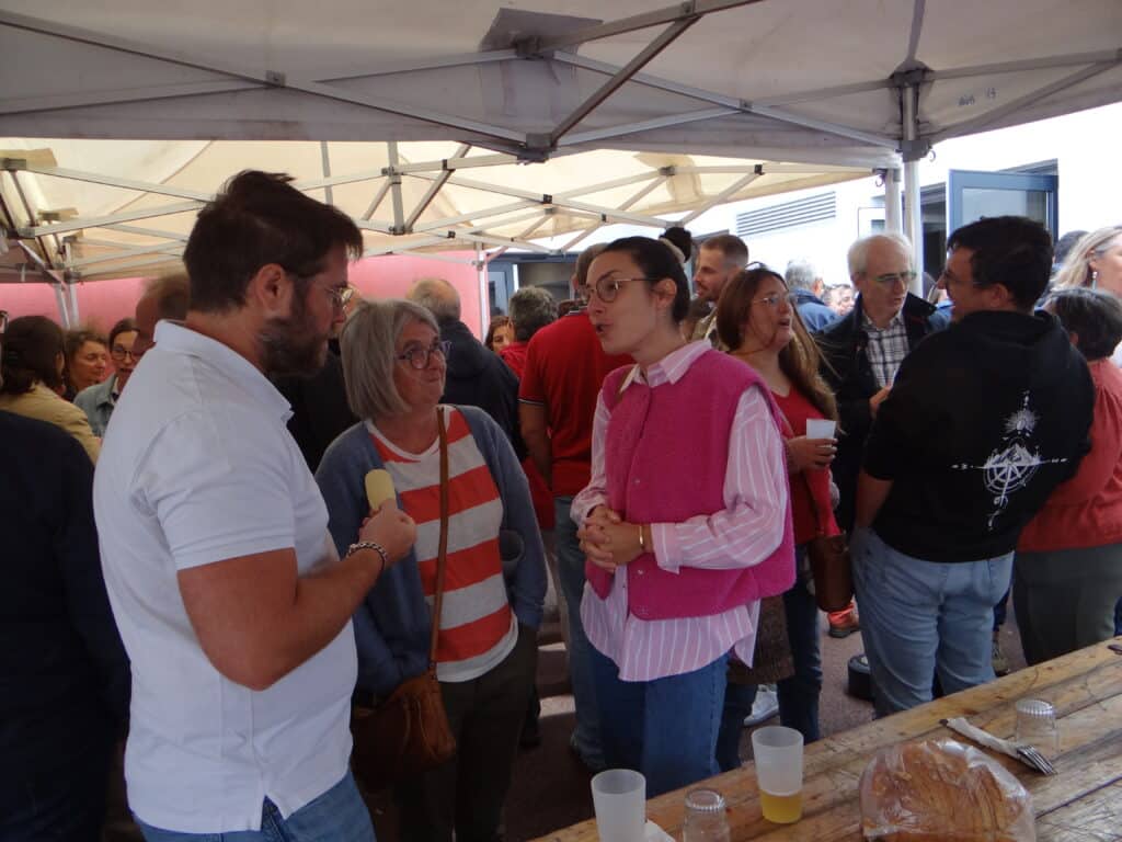 DÉJEUNER DE RENTRÉE DES SALARIÉS : UN MOMENT CONVIVIAL POUR BIEN COMMENCER L’ANNÉE SCOLAIRE 6 Déjeuner de rentrée des salariés : un moment convivial pour bien commencer l’année scolaire 5