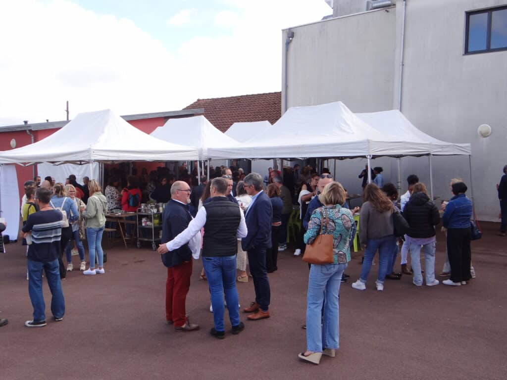 DÉJEUNER DE RENTRÉE DES SALARIÉS : UN MOMENT CONVIVIAL POUR BIEN COMMENCER L’ANNÉE SCOLAIRE 13 Déjeuner de rentrée 2025 à la mfr d'aigrefeuille