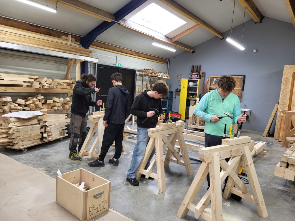 EN IMMERSION POUR RÉUSSIR SON ORIENTATION PROFESSIONNELLE 2 En immersion pour réussir son orientation professionnelle 1